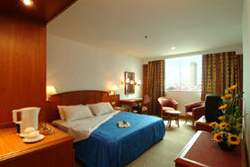 Hotel Continental Penang 3*
