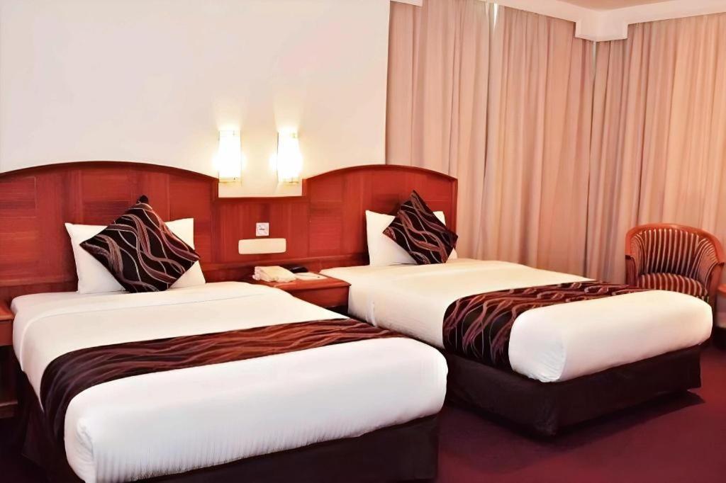 Hotel Continental Penang 3*